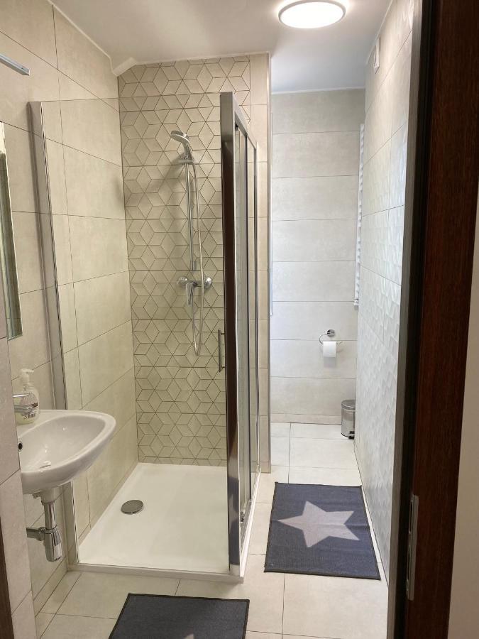 Gracja Bed and Breakfast Warszawa Eksteriør billede